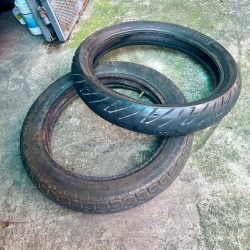 DƯ 2 CÁI VỎ 3.50 x 16 VÀ 100/80-17 CŨ THÁO XE GAI CÒN TỐT 70%