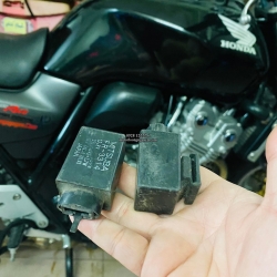 CỤC CHỚP ZIN JAPAN THÁO XE HONDA CB400 VTEC