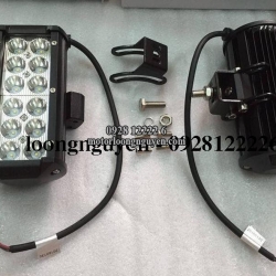LED TRỢ SÁNG C12 (12 BÓNG LED-THÂN NHÔM CHẮC CHẮN)